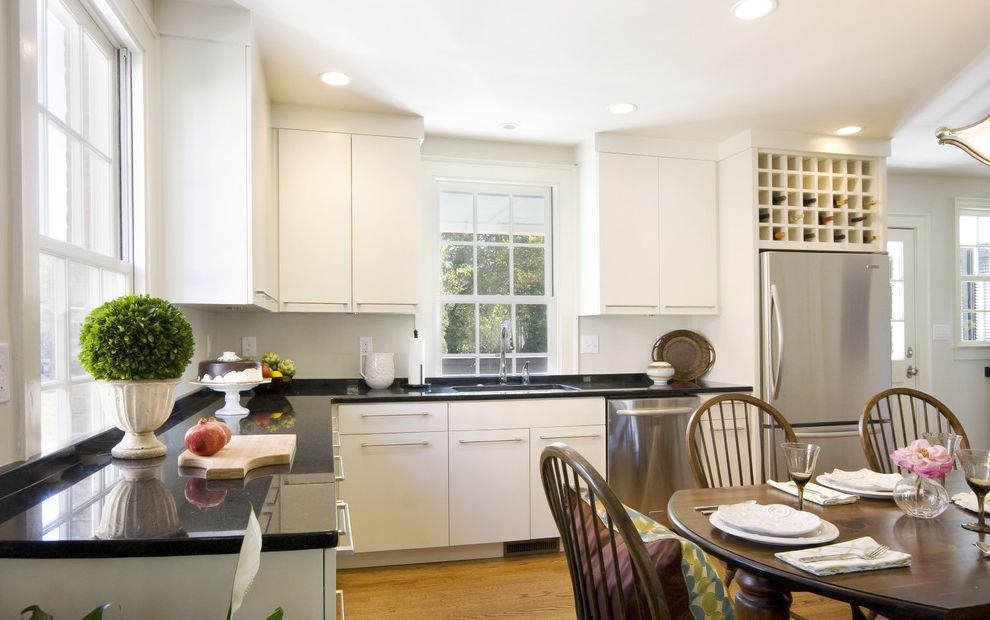 New Kitchen In Historic Downtown Charleston, Sc Townhouse $style In $location
