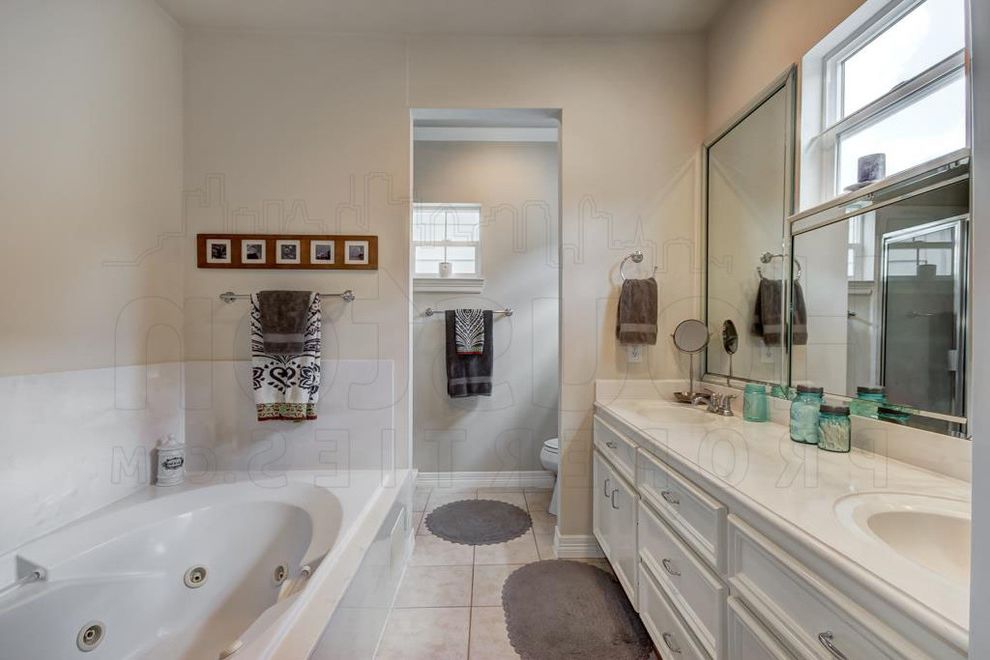 Private Investigator Houston Tx    Bathroom  and 3 Bedroom Free Standing Home for Sale Houston Houston Heights Real Estate Texas Traditional