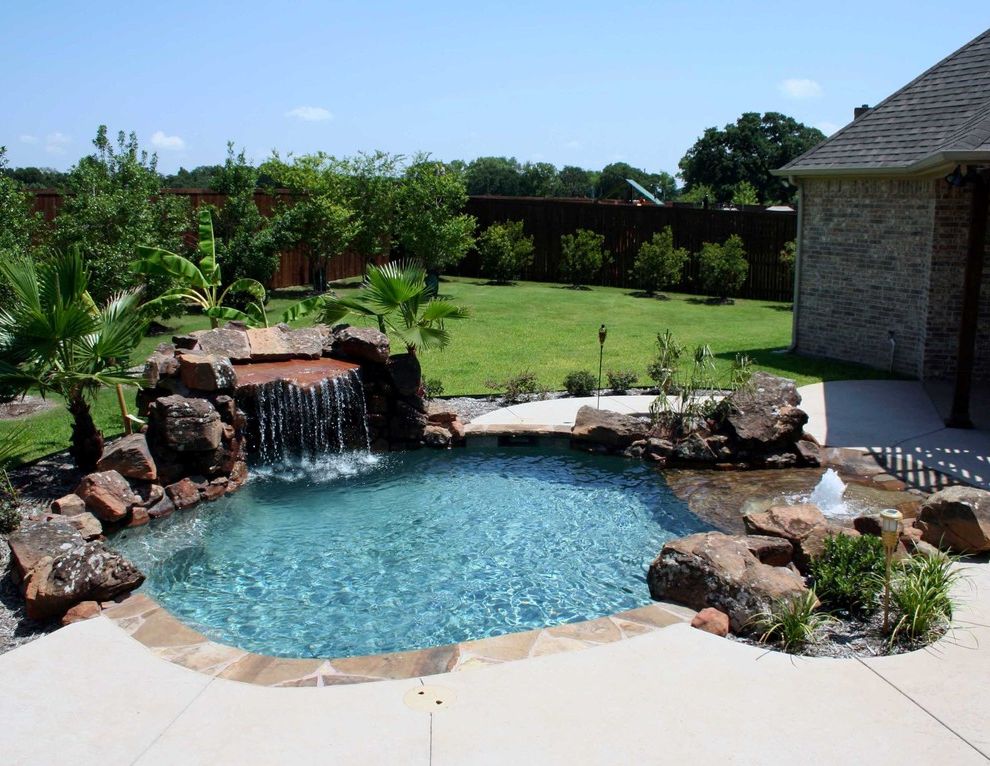 Pulliam Pools   Beach Style Pool  and Beach Style